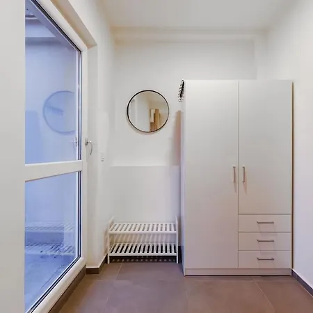 1 Bedroom Apartment With Terrace And View Prague Exterior photo