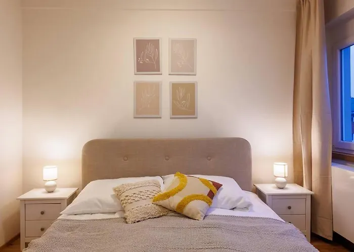 1 Bedroom Apartment With Terrace And View